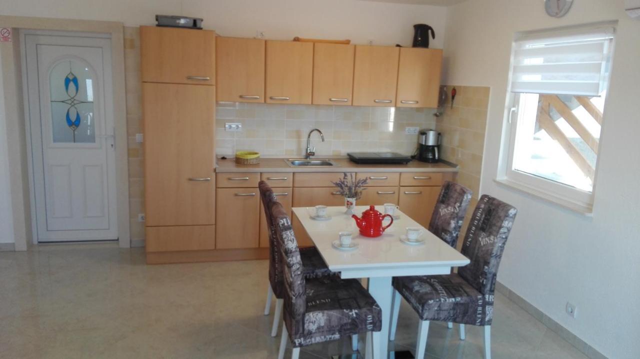 Apartment Marko Insel Brac *